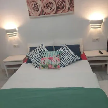 In - 1 Or 2 Bedrooms Arrecife (Lanzarote)